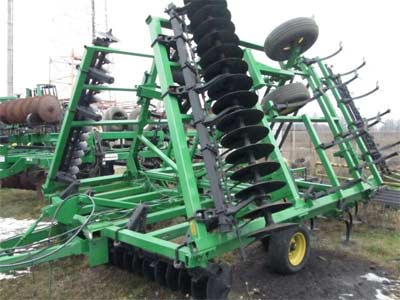 Дисколаповый компактор JOHN DEERE 724